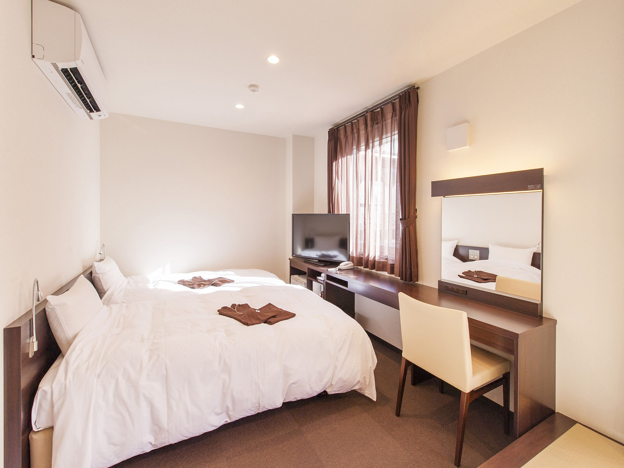 Hana Hotel Fukaya & Spa מראה חיצוני תמונה